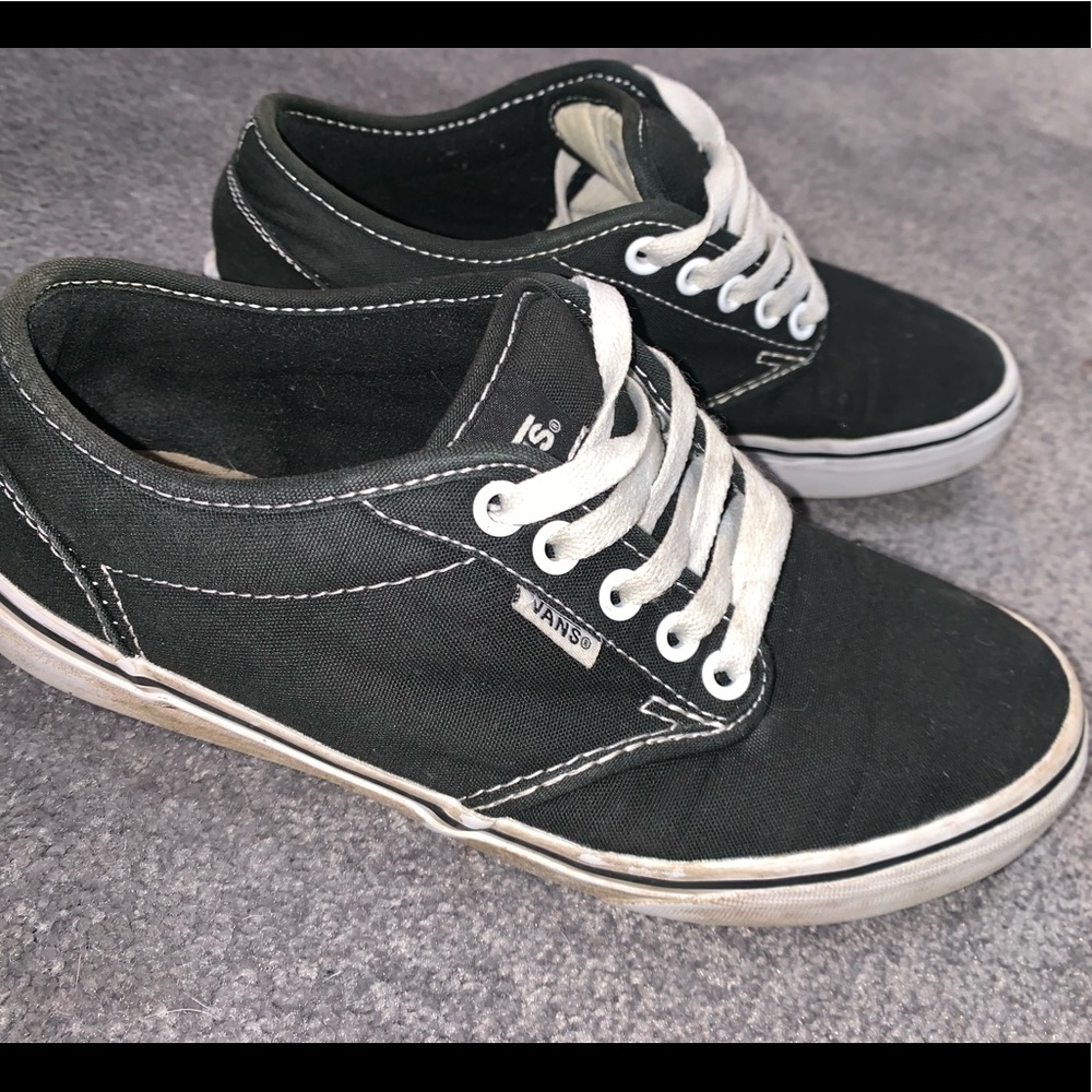 BLACK VANS